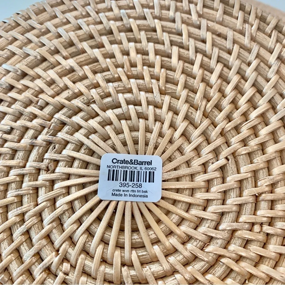18” Crate & Barrel Crete Large Woven Rattan Basket Fruit Decor